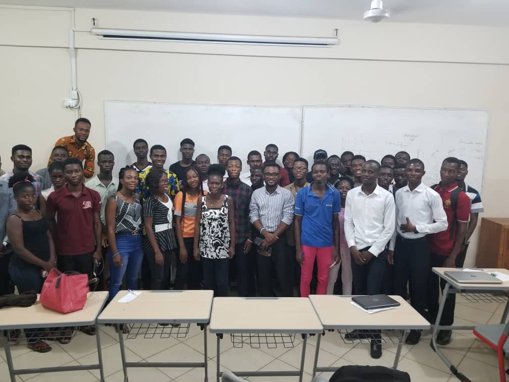 Img 6929a52b467b20.15266460