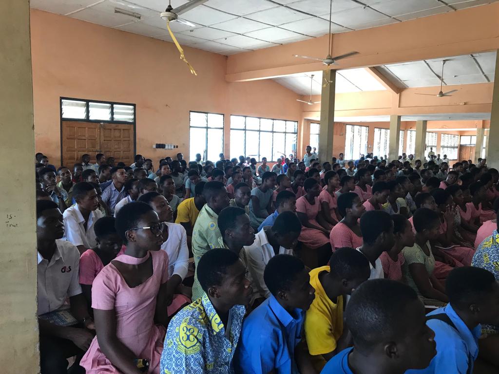 Img 69298f7bcae812.56461040